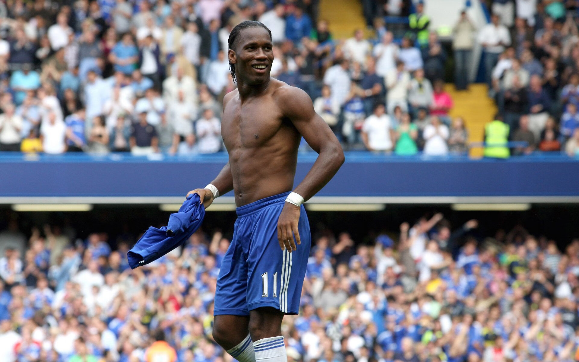 开云平台-弗朗索瓦·霍尔茨豪伊泽：快如闪电，助力南非队进攻如破竹之势